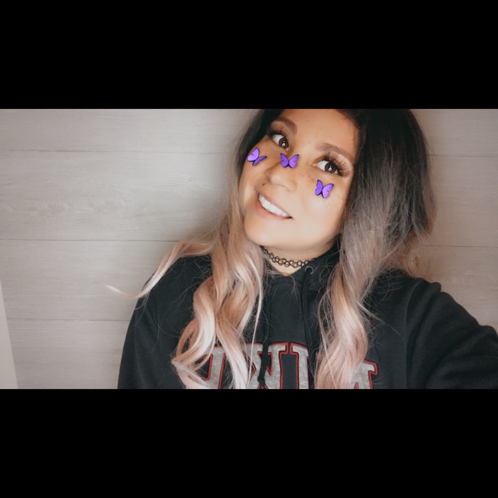 Meet your Posher, Gabriella